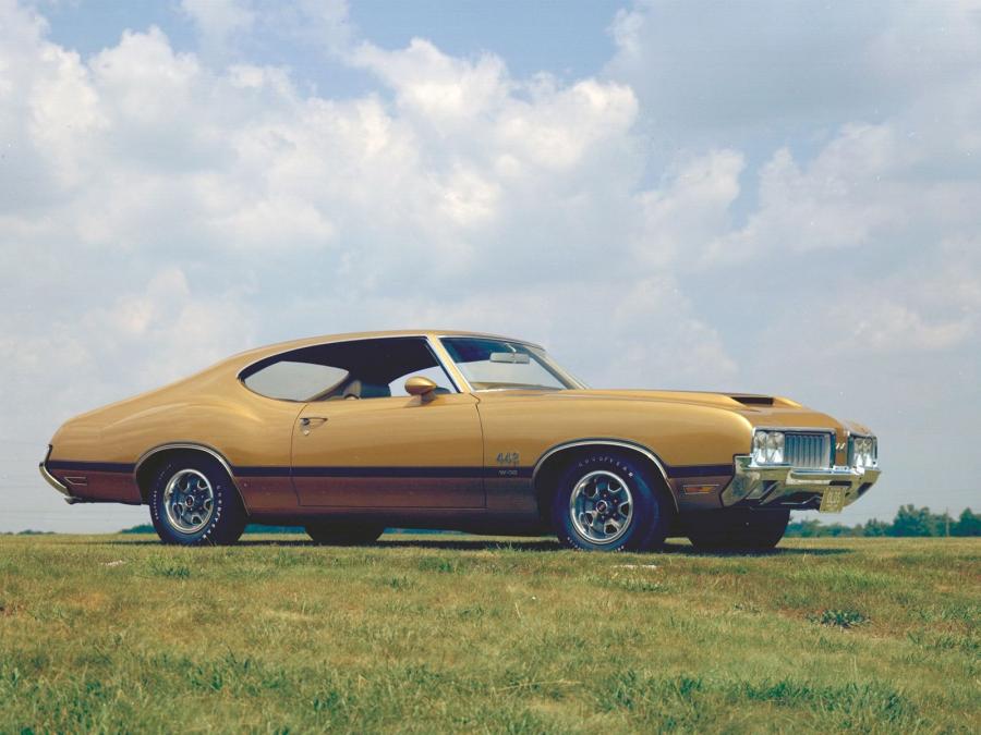  Oldsmobile 442 W-30 Holiday Coupe 1970 года  (фото 17 из 26)
